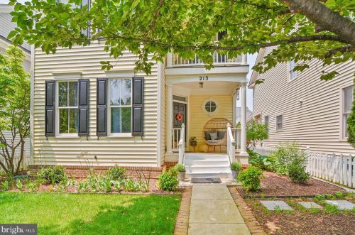 213 Creek Valley Ln, Rockville MD  20850-5603 exterior