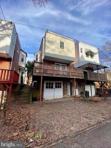 7026 Greene St, Philadelphia PA 19119-3114 exterior