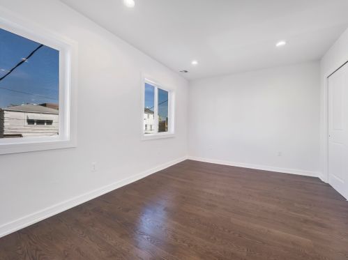 419 St, Union City NJ 07087-4024 exterior