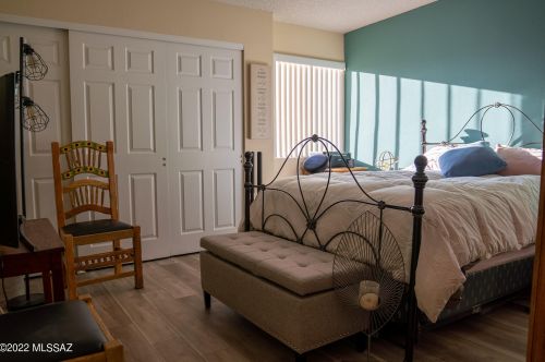 8738 Little Oak Ln, Tucson AZ 85704-0940 exterior