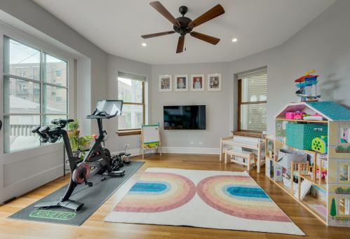 4727 Artesian Ave, Chicago IL 60645-5302 exterior