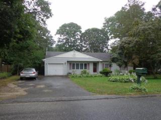 100 Waldorf Dr, Smith Point, NY 11967-1156