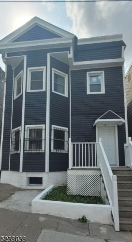 19 Montrose Ter, Irvington NJ  07111-3821 exterior