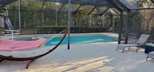 4290 3 Ave, Naples FL 34119-2938 exterior