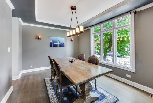 2047 Honore St, Chicago IL  60614-3910 exterior