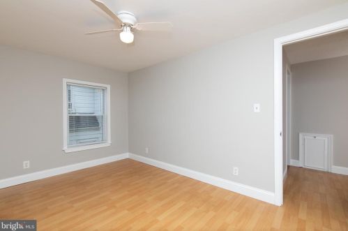 23 Ridgeway Ave, Manor PA 19036-1924 exterior