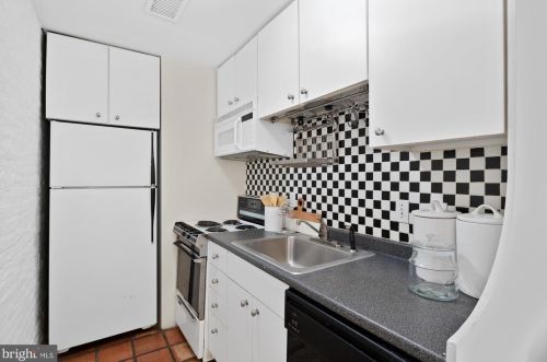 1429 Q St, Washington DC 20009-3808 exterior