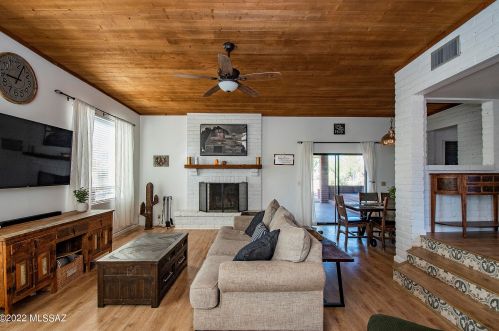 2955 Gymkhana Way, Tucson AZ  85742-9054 exterior