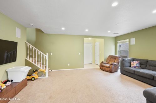 6931 Harrier Loop, Tucson AZ  85756-8614 exterior