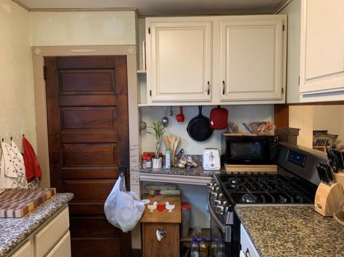 1633 Creedmoor Ave, Pittsburgh PA 15226-2439 exterior