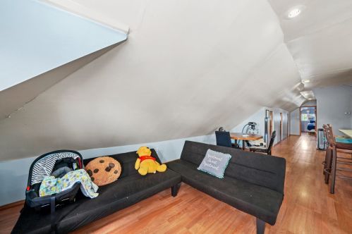 5608 Whipple St, Chicago IL 60629-2424 exterior