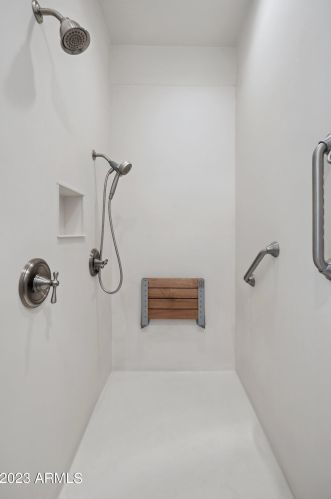 10401 Central Ave, Phoenix AZ 85020-1053 exterior