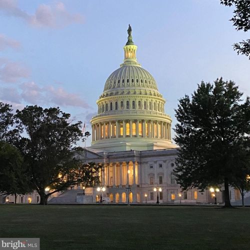 802 A St, Washington DC  20003-1340 exterior