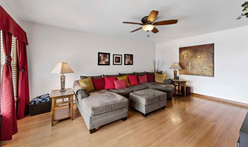 4333 Meade Ave, Chicago, IL 60634-1523