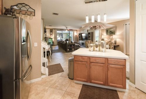 1936 Grand Dr, Fort Pierce FL 34952-7795 exterior