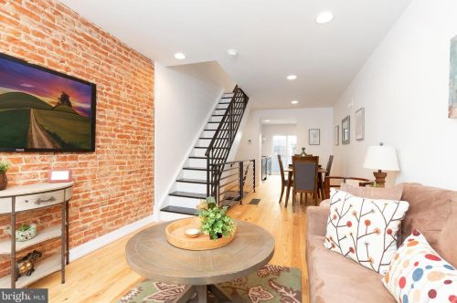 841 Earp St, Philadelphia PA  19147-5707 exterior