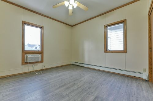 3531 Murray Ave, Milwaukee WI  53211-2525 exterior