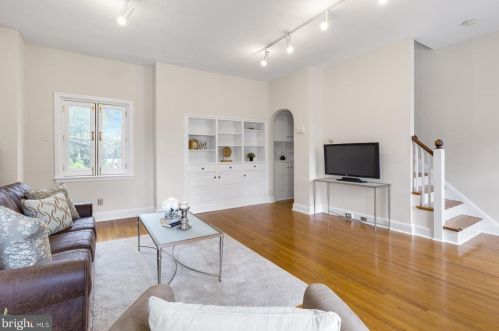 408 19 St, Philadelphia PA 19146-4656 exterior