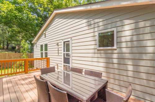 1266 Almont Dr, Atlanta GA  30310-3771 exterior