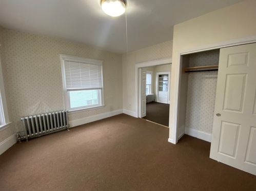 112 West St, Worcester MA 01609-2338 exterior