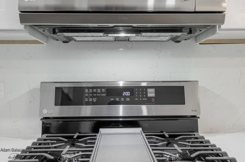 5505 Parkside Ave, Chicago IL  60638-2814 exterior