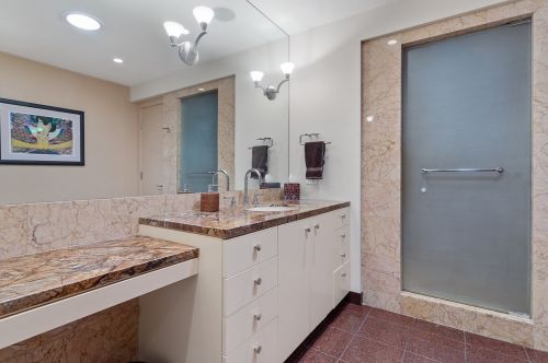 6461 Longmeadow Ave, Chicago IL 60712-3205 exterior