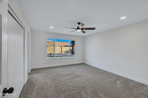 4175 Evans Dr, Phoenix AZ 85032-5574 exterior