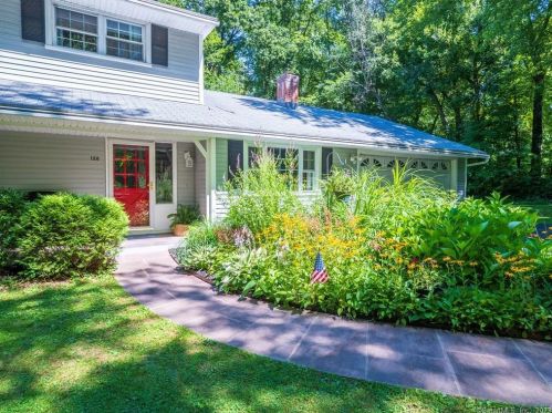 128 Deforest Rd, Wilton, CT 06897-1911