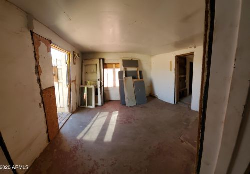 1805 31 Pl, Phoenix AZ 85008-3717 exterior