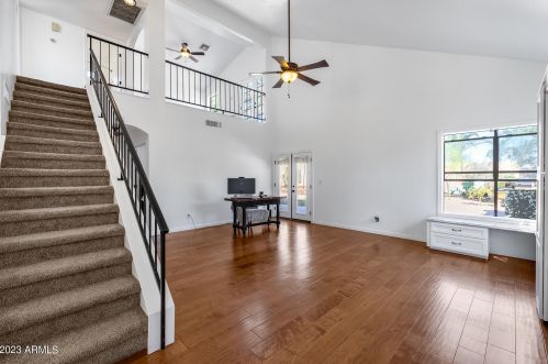 1944 Behrend Dr, Phoenix AZ 85027-3834 exterior