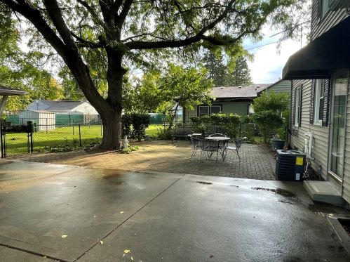 1613 Jones St, Joliet IL 60435-7515 exterior