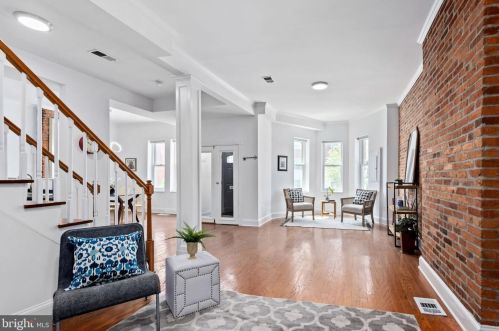 817 T St, Washington, DC 20001-3127