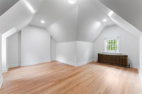 5325 Wilkins Ave, Pittsburgh PA  15217-1022 exterior