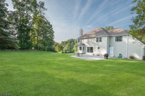 12 Hollyhock Way, Fredon NJ 07860-5371 exterior