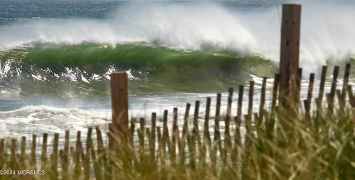 117 New Brunswick Ave, Lavallette NJ 08735-2422 exterior