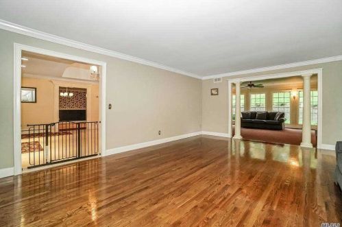 48 Candlewood Path, Huntington Station NY 11746-5306 exterior