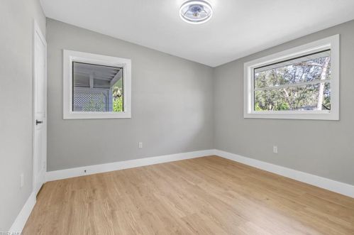 1220 Embassy Ln, Naples, FL 34104-4235