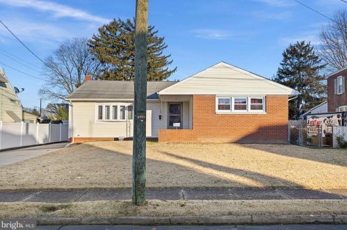 162 Elizabeth Ave, Trenton, NJ 08610-6522