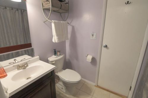 1304 Lorraine Pl, Waukegan IL 60085-1729 exterior