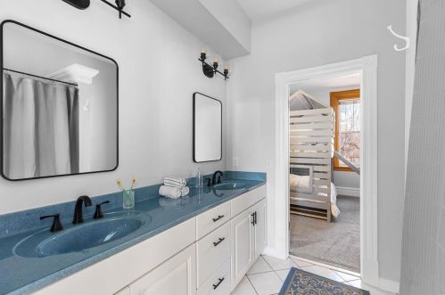 3826 Arsenal St, Saint Louis MO 63116-4803 exterior