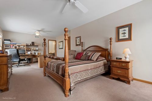 24518 Park Riv Ln, Joliet IL 60404-7668 exterior