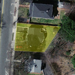 720 Walnut St, Newton MA 02459-1418 aerial view