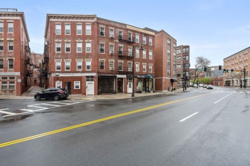 370 Commercial St, Boston MA  exterior