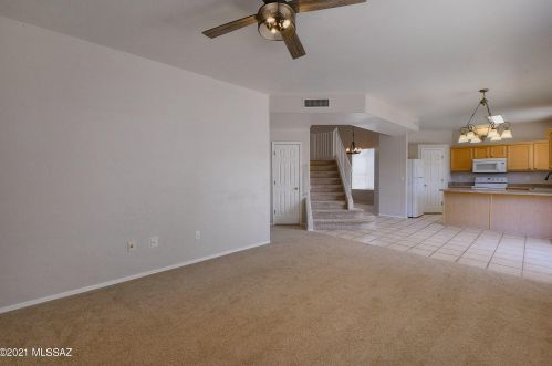 8822 Lions Spring Pl, Tucson AZ  85747-5658 exterior