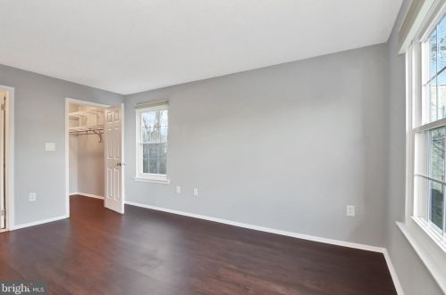 27 Mulberry St, Trenton NJ 08638-4425 exterior