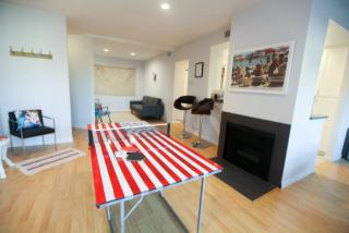 12110 Rochester Ave, Los Angeles CA  90025-2068 exterior