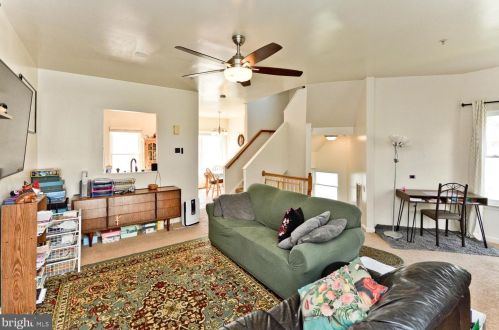 1900 Trenton Pl, Washington DC 20032-1553 exterior