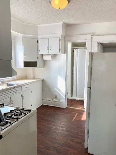 1412 Michigan Ave, Kalamazoo, MI 49006-4429