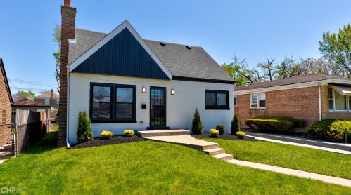 9925 Emerald Ave, Chicago IL  60628-1033 exterior