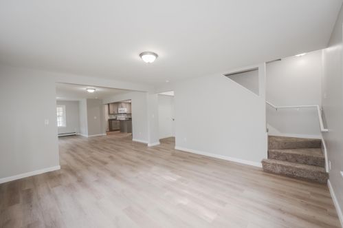 45 Temple Rd, New Ipswich NH 03071-3429 exterior